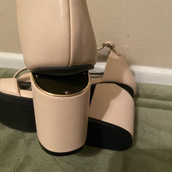 Qupid Sandals  - Picture 5 of 5